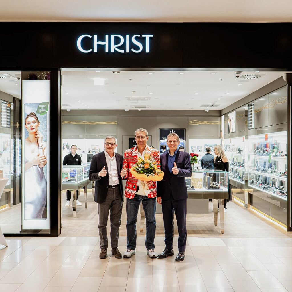Eröffnungsfoto Juwelier Christ mit GF Anton Cech
